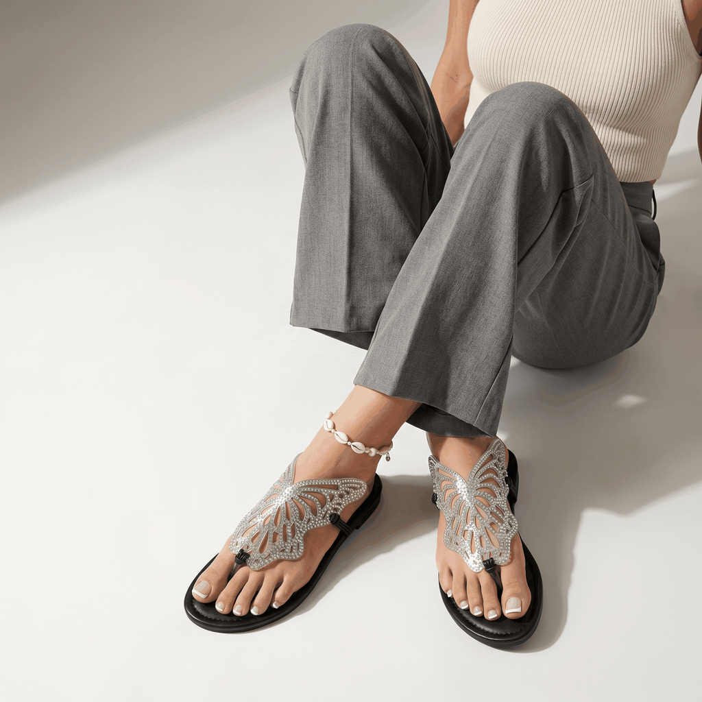 Sparkly Rhinestone Butterfly Flat Sandals Slip-On Clear Thon