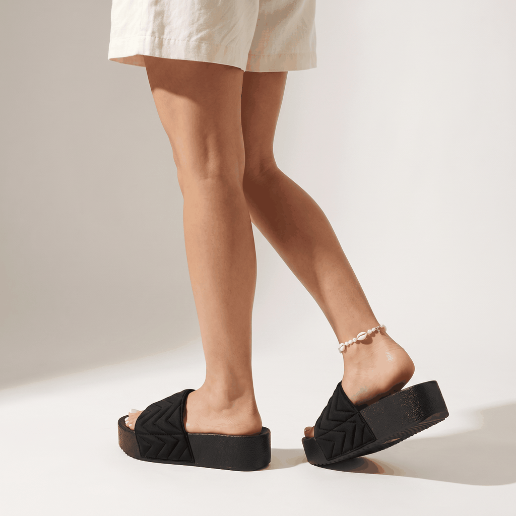 SSENUU platform sandal rear