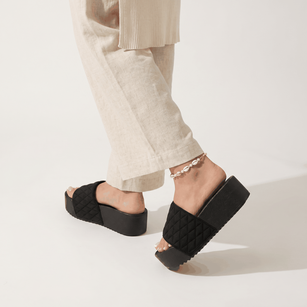 Women's Quilted Platform Slides Chunky Slip On Comfort Sanda