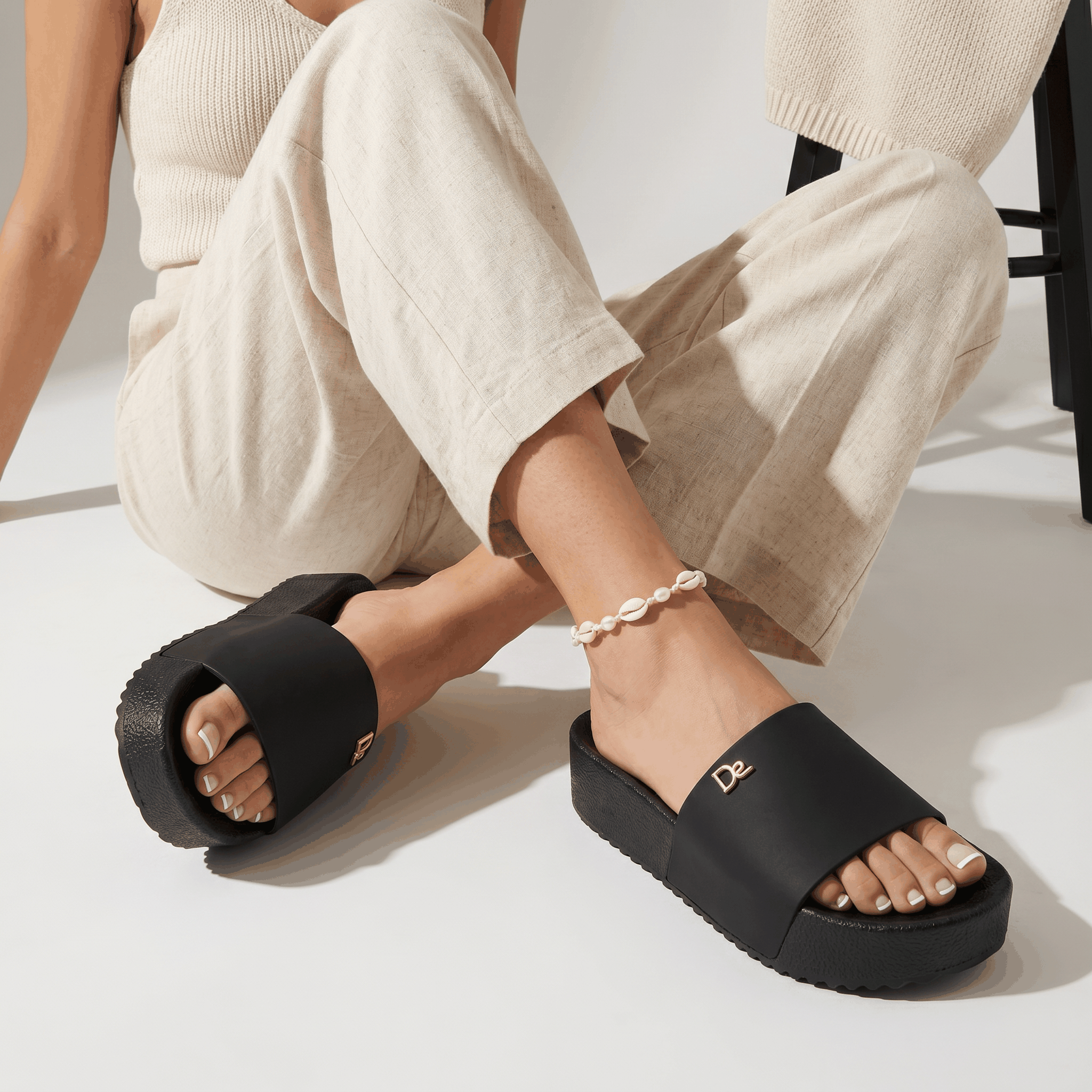 Women's Thick Sole Platform Slides Comfy Slip-On Pool Sandal
