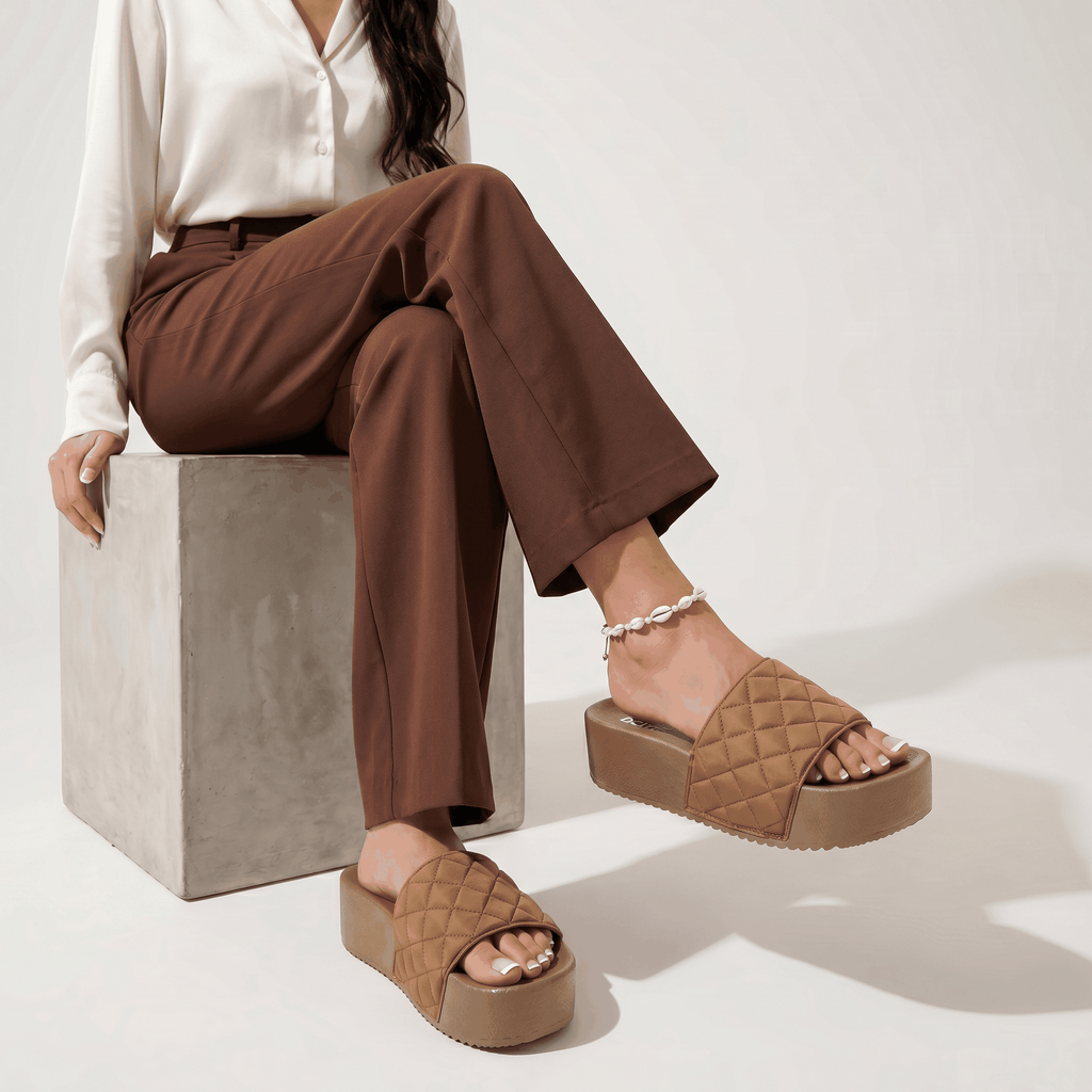 DZWE Quilted Platform Wedge Sandals for Women – Brown